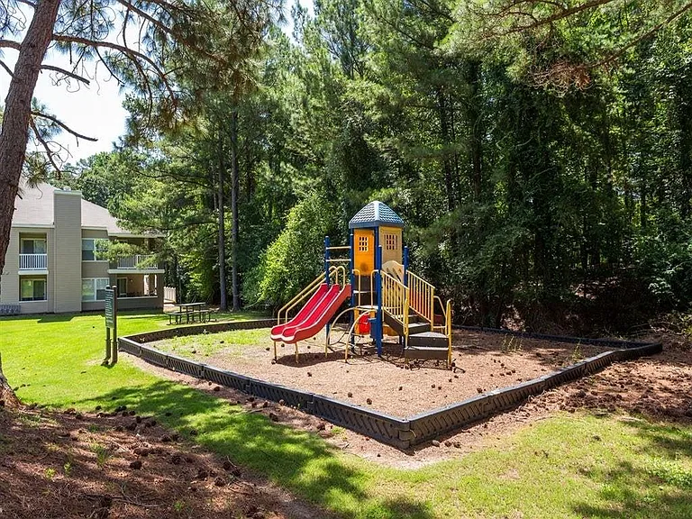 The Avenues of Inverness — Photo 15