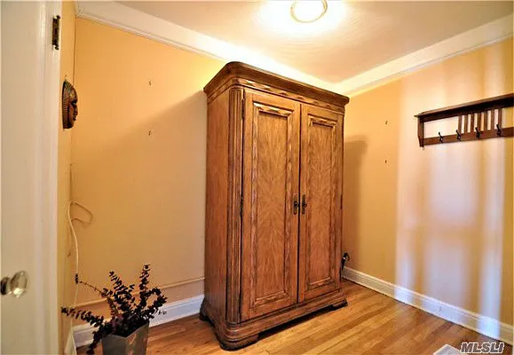 Sold by Exit Kingdom Realty | media 19