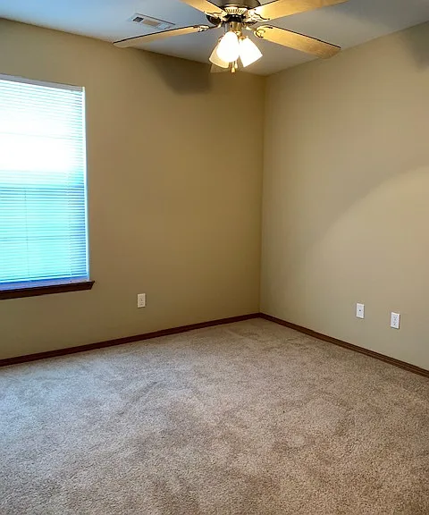 4300 SW Broadstone Ave #1 — Photo 7