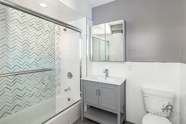 Rented by A&R Properties Group LLC | media 4