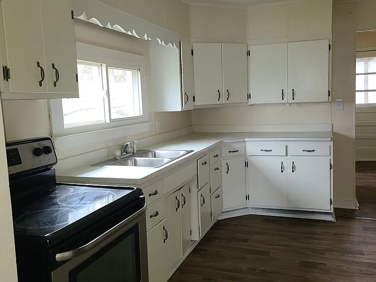 119 Sparacino St — Photo 18