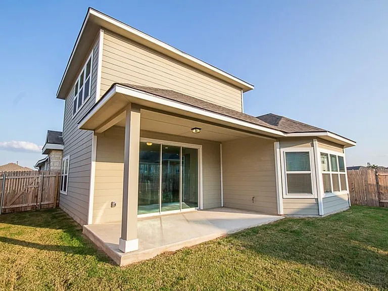 129 Winding Hollow Ln — Photo 32
