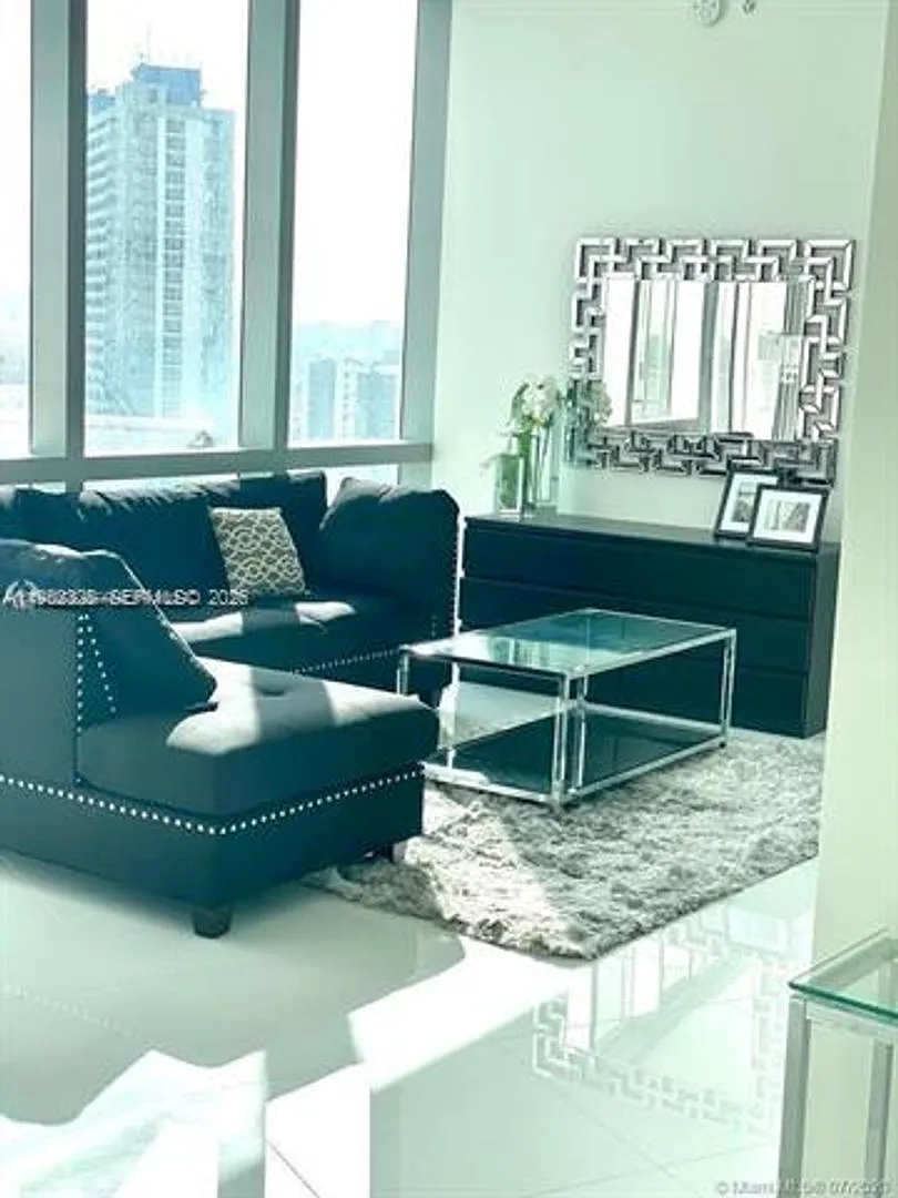 851 NE 1st Ave cu-1402, Miami, FL 33128 — Photo 4