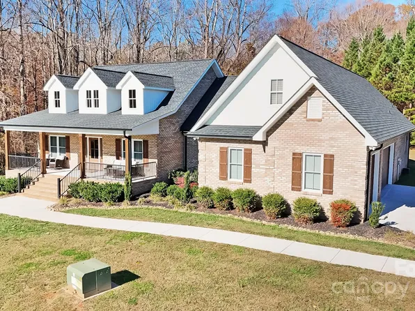 2895 Mehling Dr, Lincolnton, NC 28092