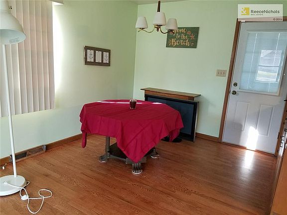 Refinished hardwood floor in Dining area.  New Steel door and screen/storm door with retractable screen.