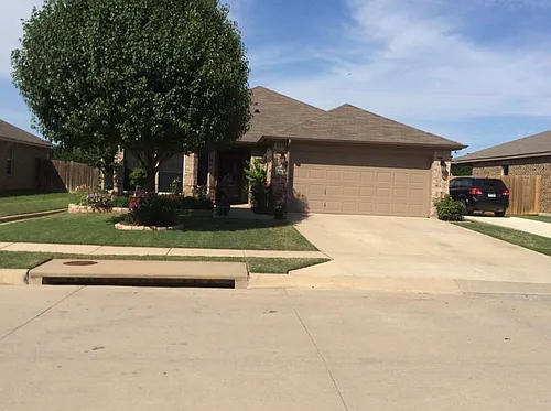 12413 Shine Ave Photo 1