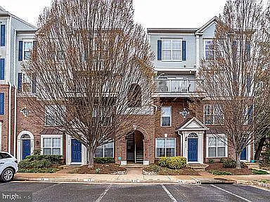 7068 Falls Reach Dr #301