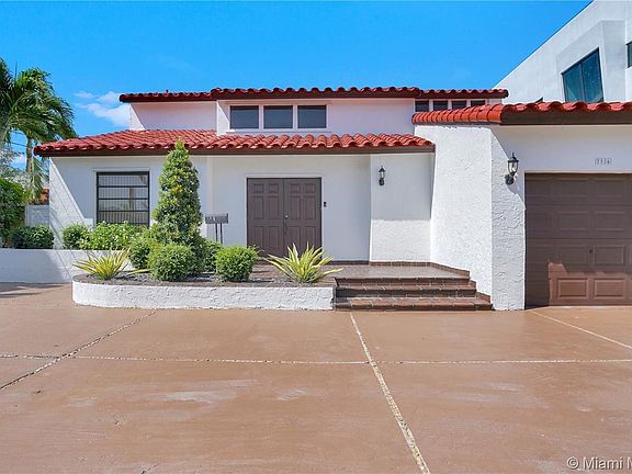 4th image of 7584 W Treasure Dr