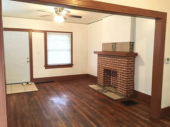 2nd image of 2130 Auburn Ave