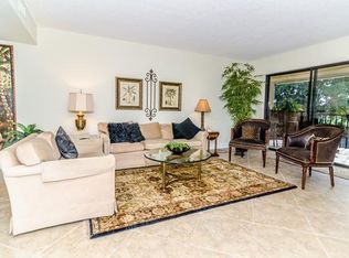 1790 Imperial Golf Course Blvd APT 201, Naples, FL 34110