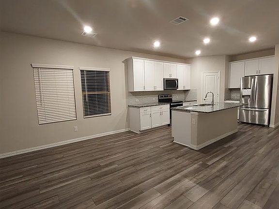 2nd image of 6004 Bailey Way
