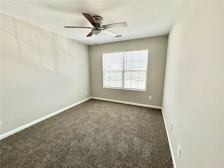 845 Store House Ct #B — Photo 12