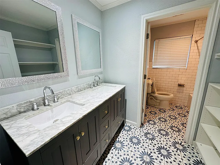 9758 Cedardale Dr — Photo 12