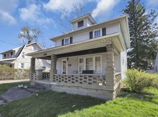 594 N 21st St, Newark, OH 43055