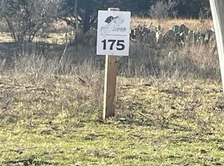 175 Heartleaf Dr, Lampasas, TX 76550