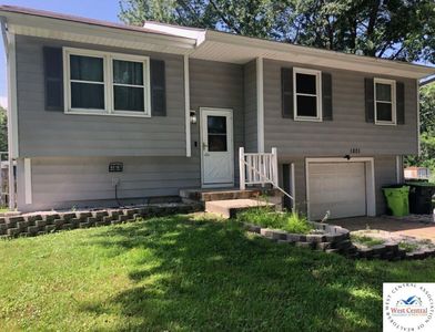 1801 Ann Ave, Harrisonville, MO, 64701