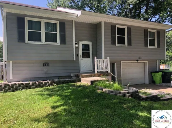 1801 Ann Ave, Harrisonville, MO 64701
