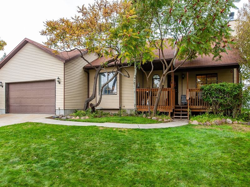 1st image of 3808 W Valleywest Dr