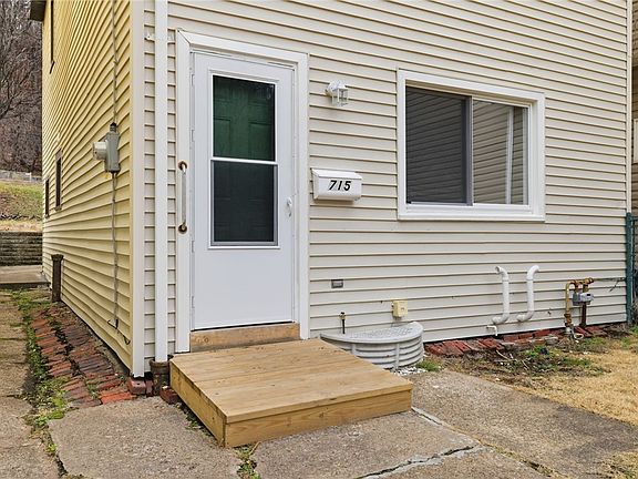 2nd image of 715 Saline St