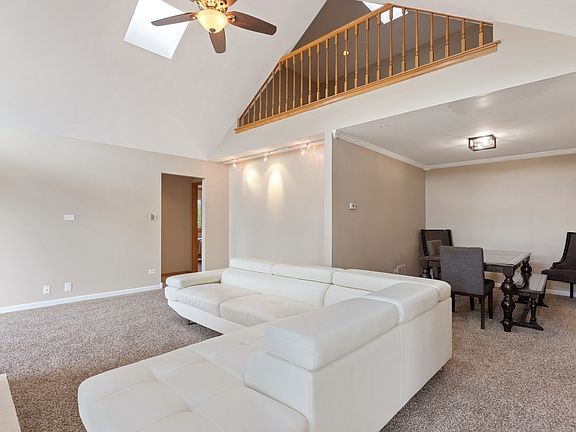 3rd image of 6600 Martin France Cir APT 3A