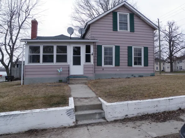 501 3rd Ave NE, Independence, IA 50644