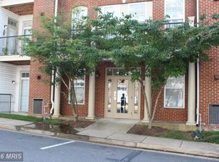11635 Cavalier Landing Ct UNIT 304, Fairfax, VA