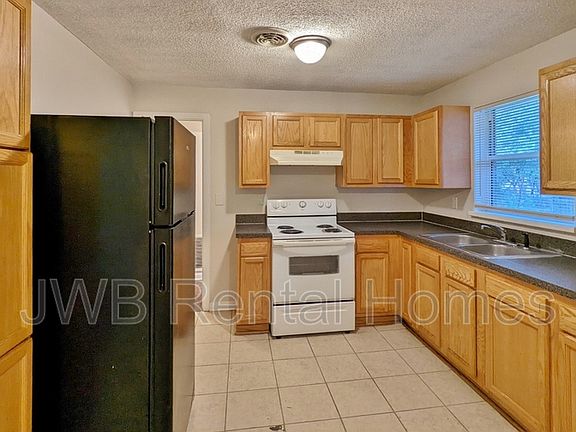 2nd image of 6047 Wilson Blvd