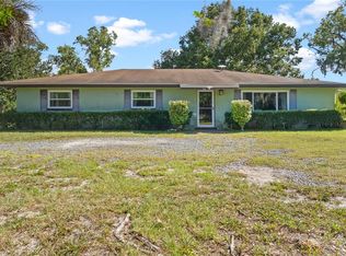 11350 SE 35th St, Morriston, FL 32668