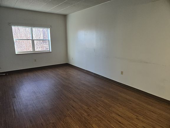 5th image of 793 Myers Dr #102