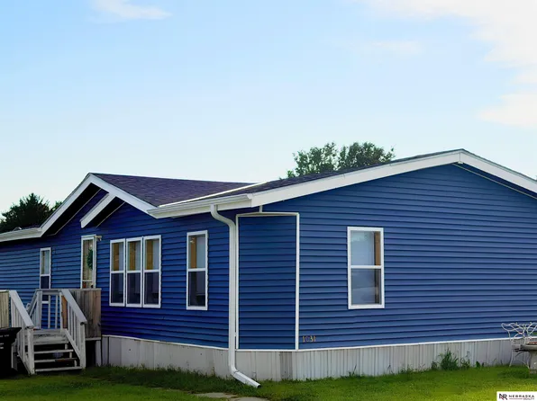 1031 Gordon Dr, Lincoln, NE 68522