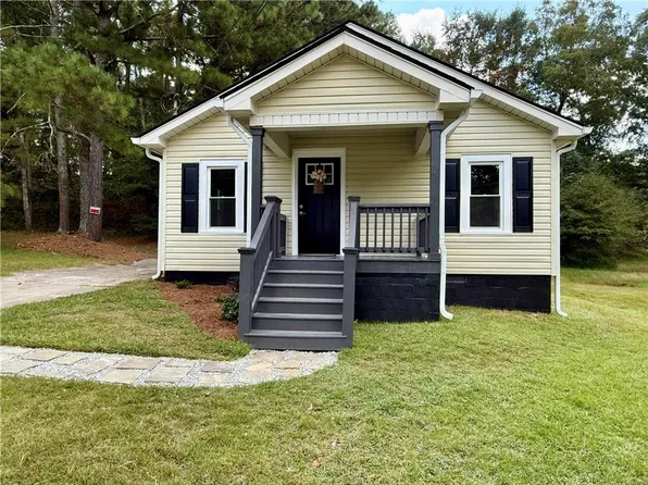146 Carter St, Carrollton, GA 30117