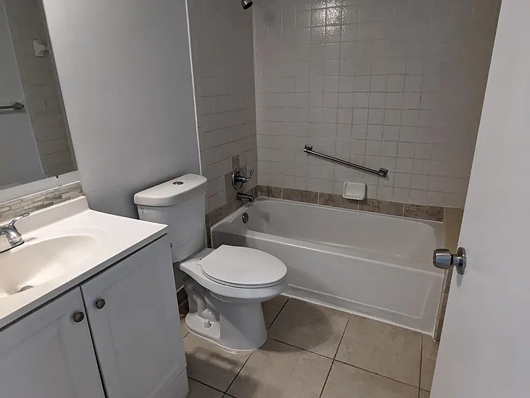 711 Sunny Pine Way #B1 — Photo 12