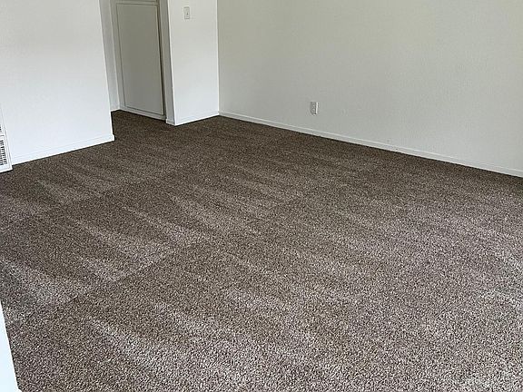 4th image of 17100 Downey Ave #20