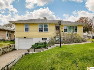 5329 N 45th St, Omaha, NE 68104