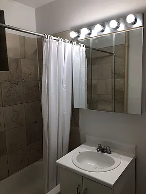 Rented by Sky Management | media 48