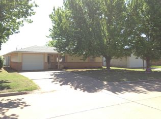 709 S 13th Ave, Fairview, OK 73737