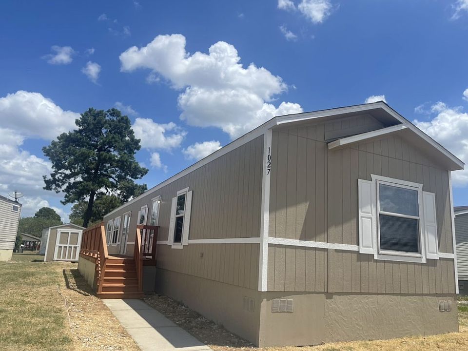 1st image of 920 Century Plaza Dr #702