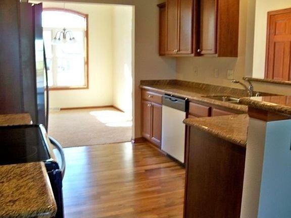 5th image of 9040 S Cordgrass Cir W