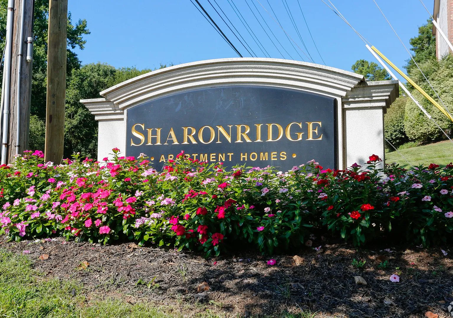 Sharonridge Apartments — Photo 3