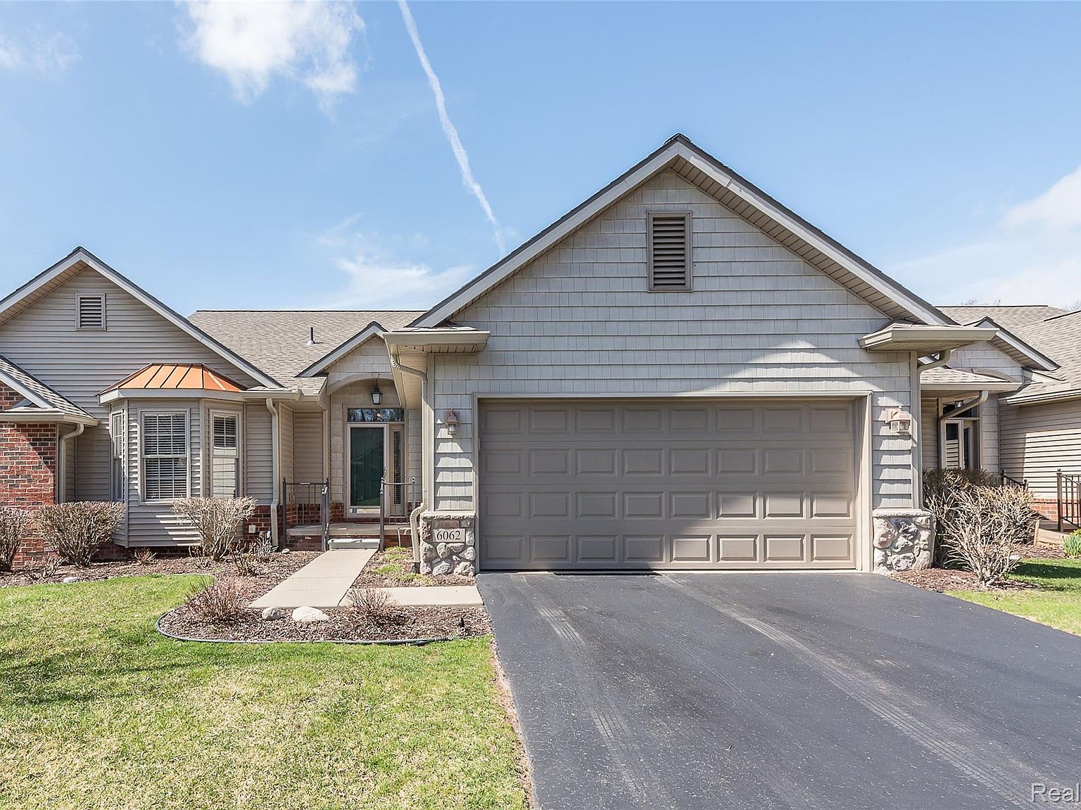 6062 Green Ash Dr, Brighton, MI 48116 | MLS #20261022771 | Zillow