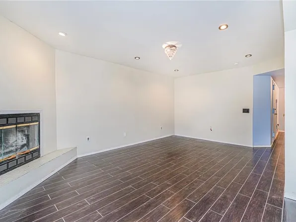 414 Wilcox Street image 7 of 23