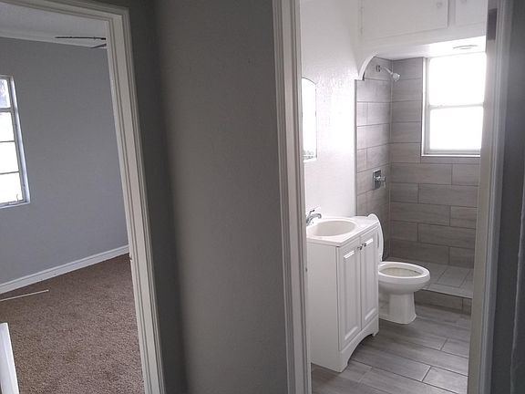 5th image of 1627 Saint Johns Dr