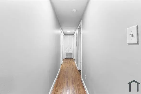 3846 Log Cabin Dr — Photo 8