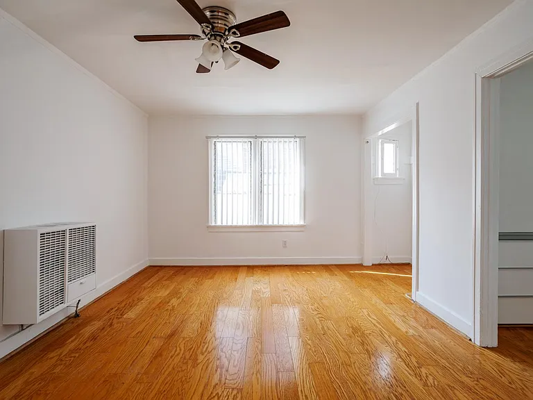 1410 Micheltorena St #1/4 — Photo 13