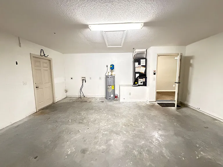 15741 SW 23rd Avenue Rd — Photo 19