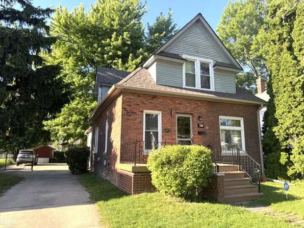 98 Gallup Ave, Mount Clemens, MI 48043