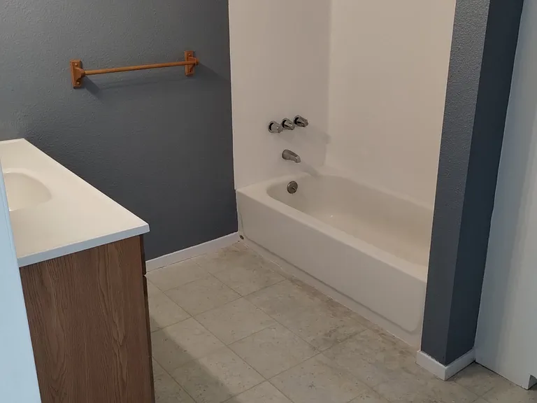 764 Humboldt Ave #3 — Photo 10