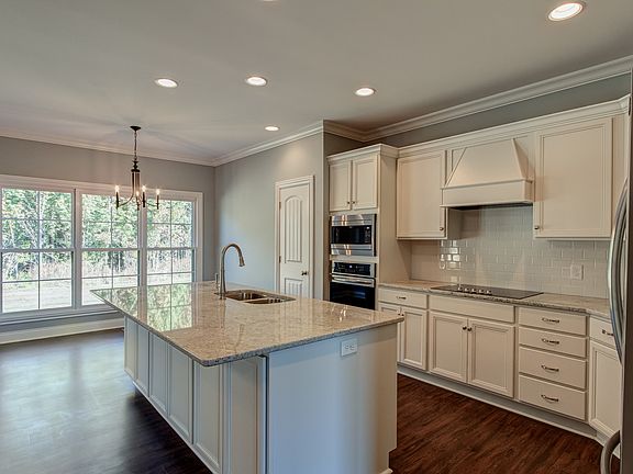 3rd image of 9936 Ella Cir
