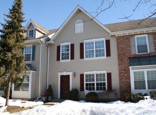 49 Townsend Ct, Franklin Park, NJ