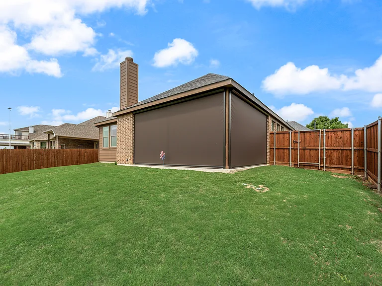 2112 Benjamin Creek Dr — Photo 49